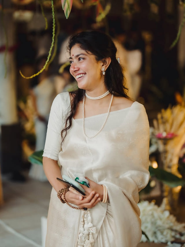 సాయి పల్లవి స్కిన్ సీక్రెట్ ఇదే.. నెల రోజులు ఈ 10 పనులు చేస్తే..