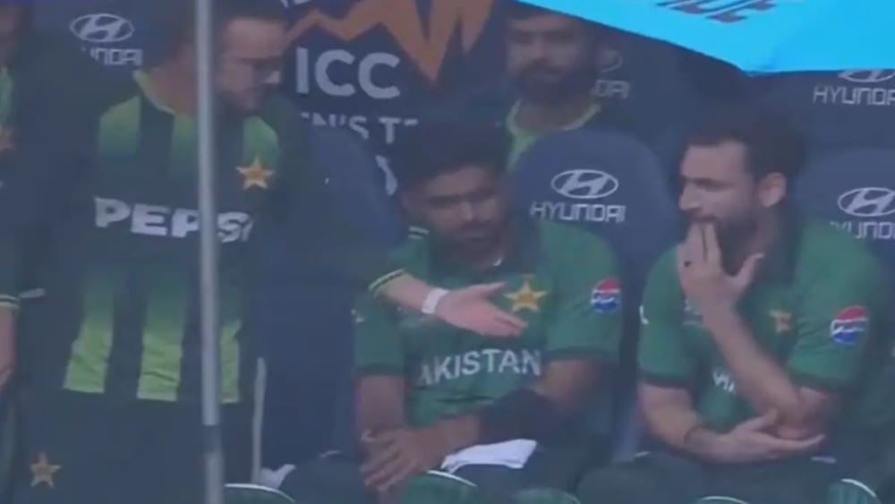 Pakistan: ఇక మారరా.. కోచ్‌తో పాక్ కెప్టెన్ వాగ్వాదం.. కోపంతో ఏం చేశాడో తెలుసా?