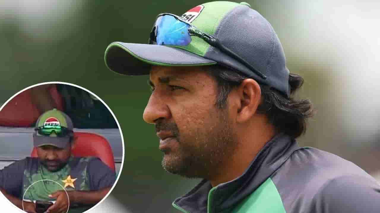 Sarfaraz Ahmed : పాక్ బుద్ధి మారదు..ఇండియా మ్యాచ్లో రూల్స్ బ్రేక్ చేసిన పాక్ మెంటార్..ఐసీసీ యాక్షన్ తప్పదా?