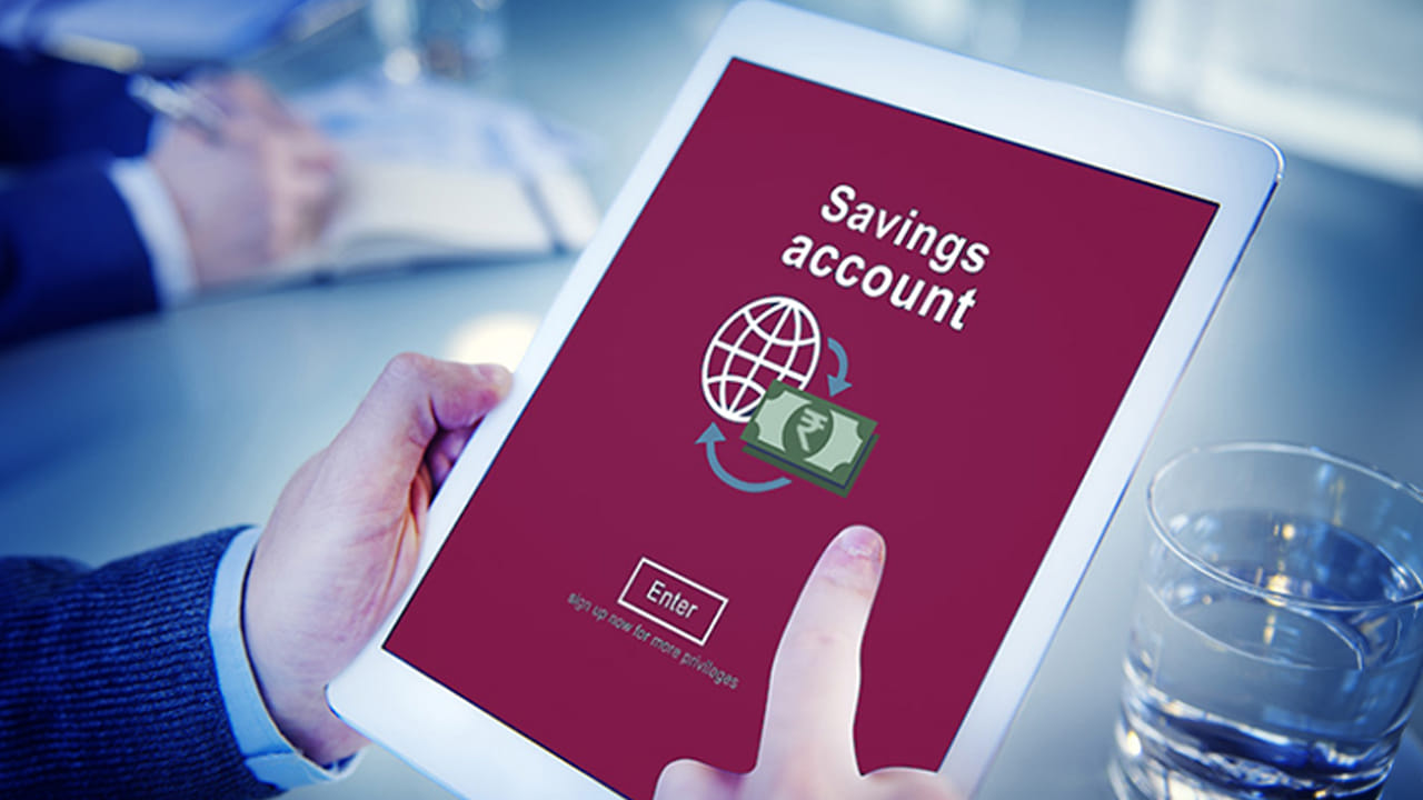 ఈ డిజిటల్ అకౌంట్లను ఓపెన్ చేయడానికి ఏ బ్యాంకుకు వెళ్లాల్సిన అవసరం లేదు. ఆధార్, వీడియో కేవైసీ ద్వారా ఆన్‌లైన్‌లో కొన్ని నిమిషాల్లోనే ఓపెన్ చేయవచ్చు. ఓపెన్ చేశాక వెంటనే లావాదేవీలు చేసుకోవచ్చు. ఎన్‌ఎఫ్‌బీసీ సంస్థలే కాకుండా బ్యాంకులు కూడా ఈ డిజిటల్ సేవింగ్స్ అకౌంట్లను అందిస్తున్నాయి. దీంతో ఇవి సురక్షితమైనవిగా చెప్పవచ్చు.