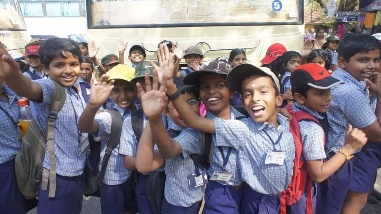 Telangana: విద్యార్థులకు బిగ్ అలర్ట్.. బుధవారం విద్యా సంస్థలకు సెలవు..