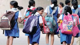 విద్యార్థులు ఎగిరి గంతేసే శుభవార్త.. పాఠశాలలకు వరుస సెలవులు!