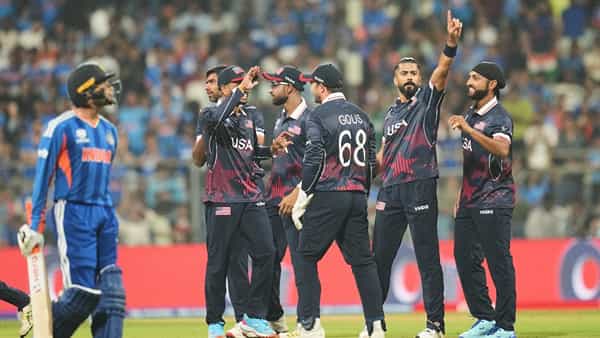 IND vs USA : పవర్ప్లేలోనే భారత్కు పవర్ కట్..46 పరుగులకే 4 కీలక వికెట్లు గల్లంతు