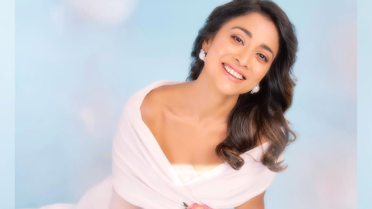 ఇక కెరీర్ పీక్ స్టేజ్‌లో ఉండగానే ఈ బ్యూటీ వివాహం చేసుకొని, కరోనా సమయంలో పాపకు జన్మనిచ్చింది. వివాహం, పాపకు జన్మనిచ్చిన తర్వాత ఈ నటి ఇండస్ట్రీకి దూరమైంది. కొంత కాలం పాటు తన ఫ్యామిలీకే సమయం కేటాయించి, కుటుంబ సభ్యులతో ఆనందంగా గడపింది.