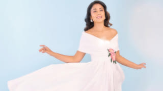 చెయ్యి పట్టి నడిపిస్తావా..గుండెల్లో దాచుకుంటాను..దివి ఎదురు చూపులు ఎవరి కోసమో..