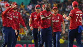 లంక ఆశలు ఆవిరి.. ఇంగ్లాండ్ చేతిలో దారుణంగా ఓడిపోయిన శ్రీలంక