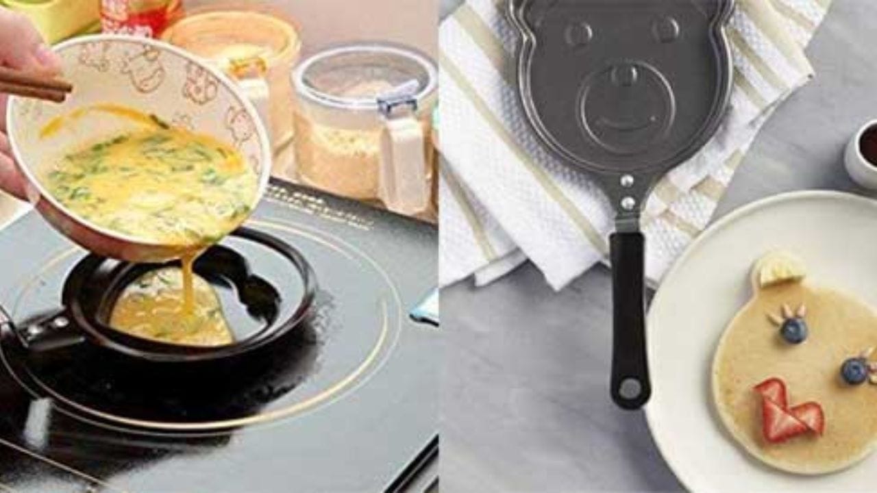 ఇప్పుడు టమాటా ముక్కలను పాన్ లో వేసి బాగా కలపండి. మంటను మీడియం మీద ఉంచి టమాటా ముక్కలు పూర్తిగా మెత్తగా, మెత్తగా అయ్యే వరకు వేయించాలి. టమాటా ముక్కలు ఎంత ఉడికితే ఆమ్లెట్ అంత జ్యూసీగా ఉంటుంది. టమాటాలు మెత్తగా అయ్యాక, ఉప్పు, కారం, కారం, రుచికి పసుపు, గరం మసాలా వేసి బాగా కలపాలి. ఈ మసాలా దినుసులన్నింటినీ నూనెలో ఒకటి లేదా రెండు నిమిషాలు పచ్చి వాసన పోయే వరకు వేయించాలి.