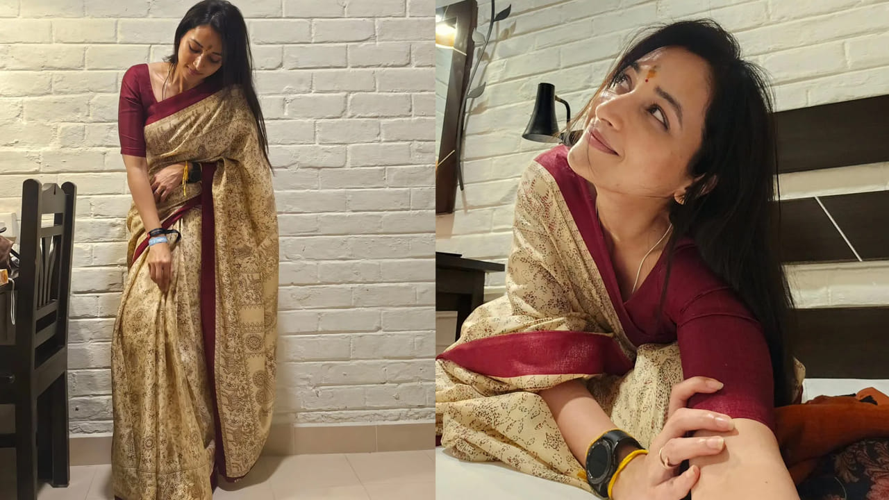  ప్రస్తుతం ఈ ముద్దుగుమ్మ విక్టరీ వెంకటేష్ నటిస్తోన్న ఆదర్శ కుటుంబం అనే సినిమాలో హీరోయిన్ గా నటిస్తోంది. త్రివిక్రమ్ శ్రీనివాస్ ఈ సినిమాను తెరకెక్కిస్తున్నాడు