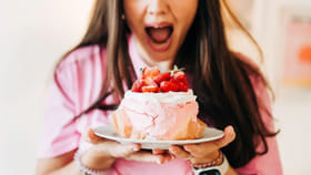 ఉన్నట్లుండి మీకు ఎక్కువగా స్వీట్లు తినాలని అనిపిస్తుందా?