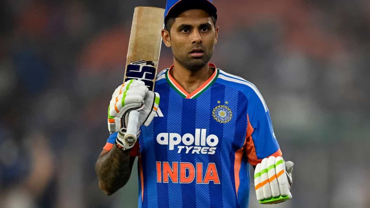 ఈ మ్యాచ్ లో స్వయంగా నాలుగు ఓవర్లలో 26 పరుగులిచ్చి రెండు వికెట్లు తీసి రాణించిన హర్మీత్ సింగ్, భారత్ లో ప్రపంచ కప్ ఆడటం తనకు అత్యంత భావోద్వేగపూరితమైన విషయం అని చెప్పుకొచ్చాడు.