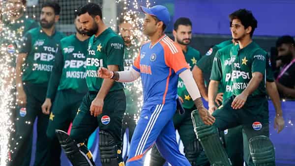 India vs Pakistan : మేం రెడీ..వాళ్లే వణుకుతున్నారు..పాక్ ప్లాన్ రివర్స్..సూర్య ఇచ్చిన దెబ్బకు పీసీబీ షాక్