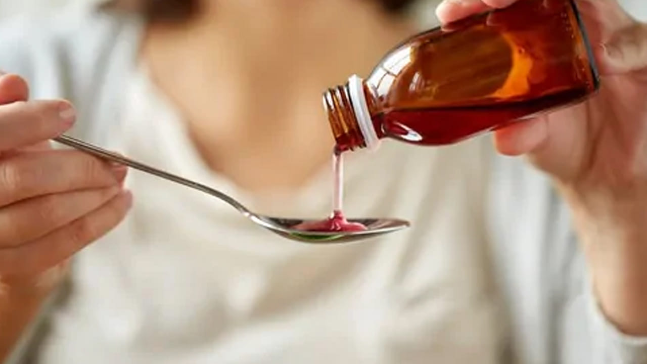 చిన్న పిల్లలను చాలా జాగ్రత్తగా చూసుకోవాలి. ఇక తల్లిదండ్రులు వారి విషయంలో అప్రమత్తంగా ఉండాలి. ముఖ్యంగా, పసిపిల్లలను కంటికి రెప్పలా చూసుకోవాలి. ఎందుకంటే, వారి బాధ ఎవరికీ అర్ధం కాదు.  తల్లిదండ్రులే దగ్గరుండి వారి ఆరోగ్యం పై ప్రత్యేక శ్రద్ధ చూపించాలి. 