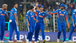 PAK vs ENG : సెమీస్ వేటలో పాకిస్థాన్ పోరాటం.. 164 పరుగుల వద్ద ఆగిన బాబర్ సేన