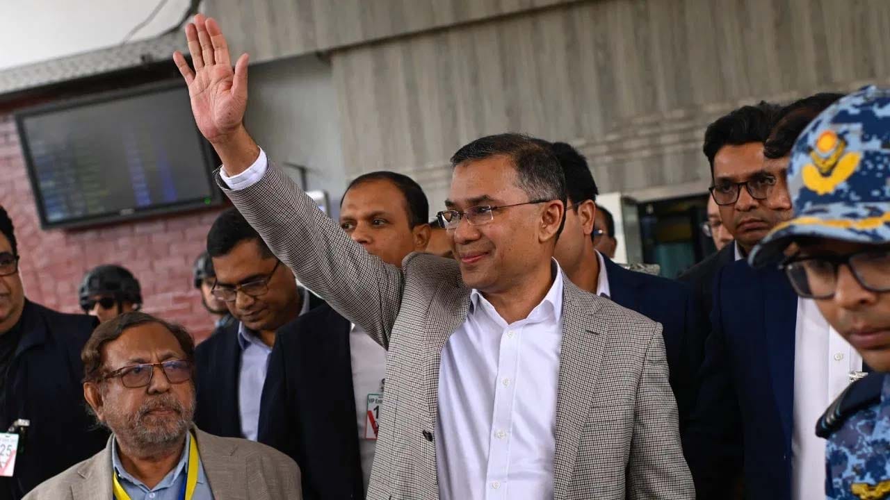 17 ఏళ్లుగా దేశానికి దూరం.. నెల ముందే ఎంట్రీ.. ఏకంగా ప్రధాని కాబోతున్న తారిఖ్ రెహమాన్..!