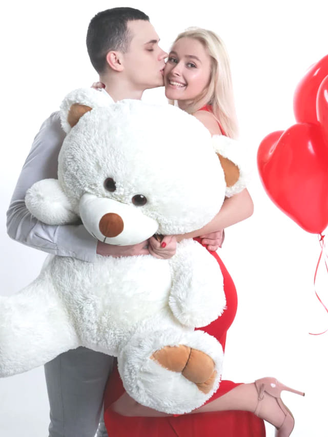 టెడ్డీ డే.. మీ ప్రియమైన వారికి ఇలా విష్ చేసి టెడ్డీ గిఫ్ట్ ఇస్తే పడిపోవడం పక్కా!