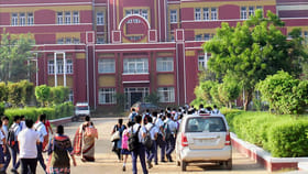 ప్రైవేట్ స్కూళ్లకు సీఎం రేవంత్ మాస్ వార్నింగ్‌..!