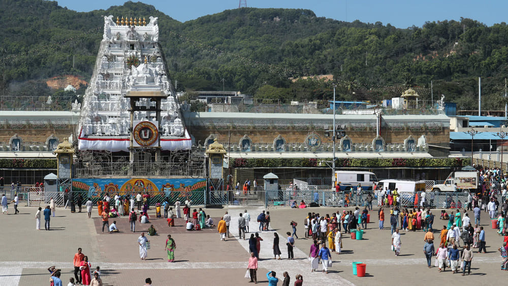 శ్రీవారి భక్తులకు శుభవార్త.. ఇక వాట్సాప్‌లో దర్శనం టిక్కెట్లు..! ఇలా ఈజీగా పొందండి!