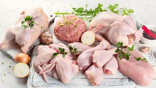 Drinking Water in the Morning: చల్లని నీళ్లా..? గోరువెచ్చని నీళ్లా..? ఉదయాన్నే ఖాళీ కడుపుతో ఏవి తాగితే మంచిది..