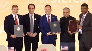 ‘నేను చచ్చిపోతే.. నా భార్య ఒంటరై పోతుంది’ భార్యను హత్య చేసిన ISRO రిటైర్డ్‌ అధికారి!