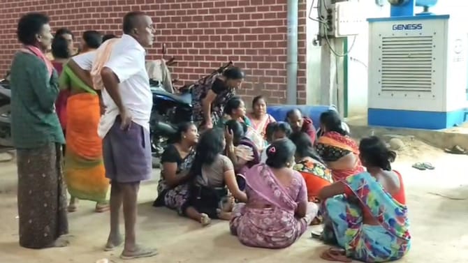 బతికిస్తారనే కొండంత ఆశతో వచ్చారు.. వైద్యులు చేసిన పనికి