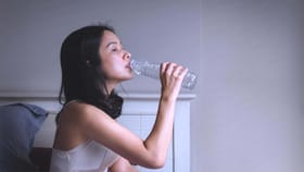 ఉదయం ఖాళీ కడుపుతో ఎంత నీరు తాగాలి? ప్రయోజనాలు ఏంటి?