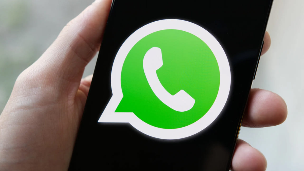 మరో రెండు రోజుల్లో మార్చి నెల వచ్చేస్తోంది. కొత్త నెల వస్తుండటంతో ప్రజలను ప్రభావితం చేసే పలు మార్పులు అమల్లోకి వస్తున్నాయి. వీటి గురించి ముందే అవగాహన పొంది ఉండాల్సిన అవసరముంది. మార్చి 1 నుంచి వాట్సప్, టెలిగ్రాం లాంటి యాప్స్‌కు సంబంధించి కొత్త నిబంధన అమల్లోకి రానుంది. అదేంటంటే.. మీ ఫోన్‌లో సిమ్ లేకపోతే బంద్ కానున్నాయి.