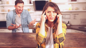 పచ్చని కాపురంలో చిచ్చు.. మగవాళ్ళు చేసే ఈ తప్పులే వల్లే విడాకులు