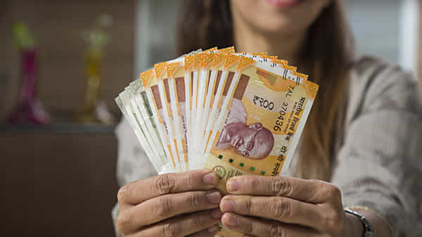 Business Idea: ఇంట్లోనే ఉండి నెలకు రూ.30 వేల సంపాదించే బిజినెస్! మహిళల కోసం ప్రత్యేకం..!