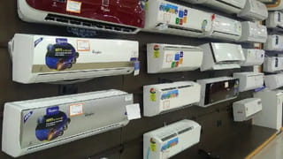 Car Tips: వేసవిలో కారులో ఏ భాగాలు ఎక్కువగా దెబ్బతింటాయి..? ఈ జాగ్రత్తలు తప్పనిసరి!