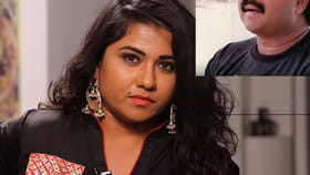 ఆ దర్శకుడు అందరి ముందు పైట విప్పమన్నారు..