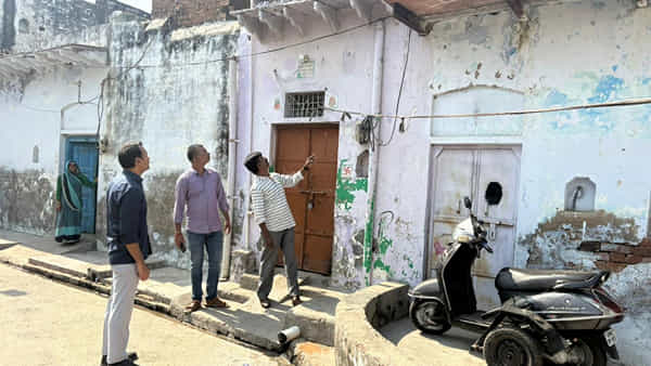 ఆగ్రాలో భారీ డ్రగ్స్ తయారీ కేంద్రం గుట్టురట్టు.. తెలంగాణ ఈగల్ టీం ఆపరేషన్లో కీలక మలుపు