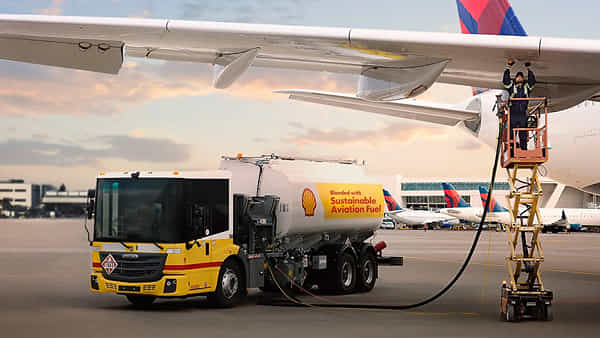 Fuel Tax: కేంద్రం సంచలన నిర్ణయం.. ఇంధనంపై 100 శాతం పన్ను మినహాయింపు!