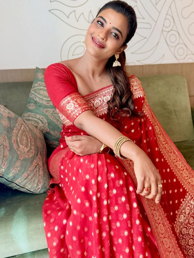 టాలీవుడ్ ఈ క్రేజీ బ్యూటీని పట్టించుకోవడం లేదా.?