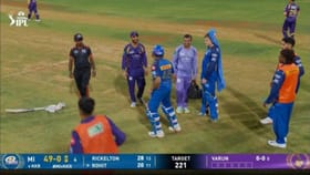 మైదానం వీడిన రహానే.. కోల్‌కతా కెప్టెన్‌కు అసలైమైంది?