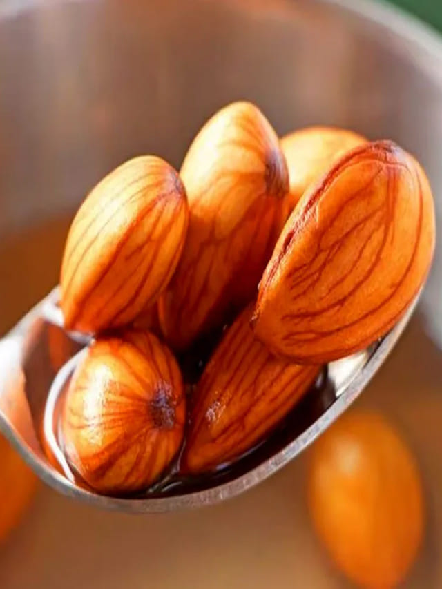 నూరెళ్లు హాయిగా బతకాలంటే నానబెట్టిన బాదం ఈ టైంలో తినండి