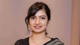 బీజేపీకి తొలి ముస్లిం మహిళా ఎమ్మెల్యే మద్దతు..!