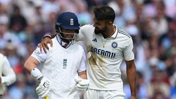 నడిరోడ్డుపై అడ్డంగా బుక్కయిన ఇంగ్లండ్ క్రికెటర్.. కట్ చేస్తే.. భారీ జరిమానా విధించిన కోర్ట్..!