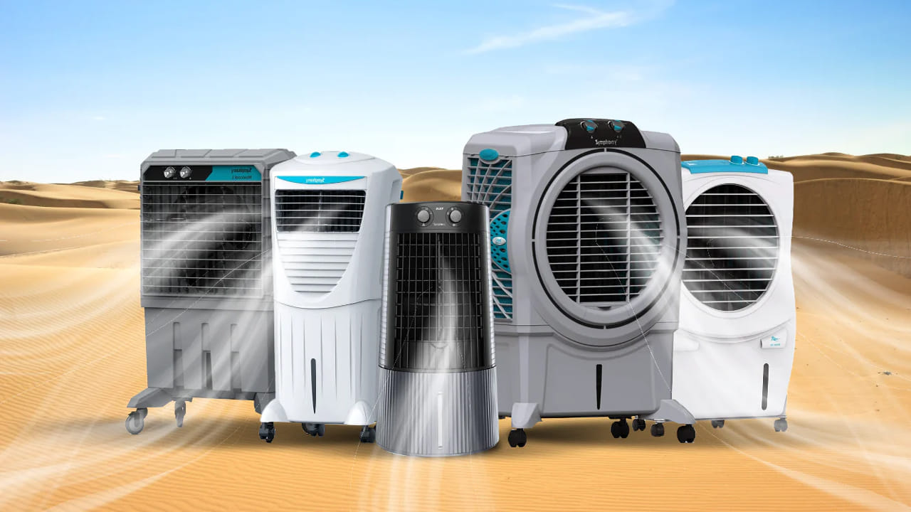 Air Coolers: సమ్మర్‌ సీజన్‌లో ఇంట్లో కూలర్లు తప్పనిసరి. ముఖ్యంగా తరచుగా విద్యుత్ కోతలు (Power Cuts) ఉండే ప్రాంతాల్లో ఉండేవారికి ఇన్వర్టర్-కంపాటబుల్ (Inverter-Compatible) కూలర్లు వరమని చెప్పవచ్చు. ఇవి తక్కువ విద్యుత్‌ను వినియోగించుకుంటూ, ఇన్వర్టర్ బ్యాకప్‌పై ఎక్కువ సమయం పనిచేస్తాయి. ప్రస్తుతం అమెజాన్ (Amazon) 'మెగా కూపన్ కార్నివాల్'లో భాగంగా రూ.10,000 లోపు లభిస్తున్న కొన్ని అత్యుత్తమ ఎయిర్ కూలర్ల వివరాలు ఇక్కడ ఉన్నాయి.