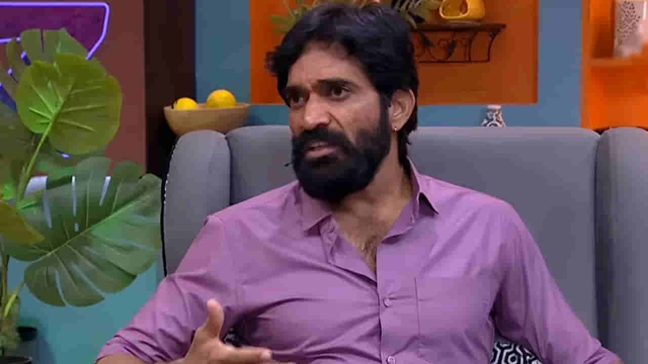 ఆ సినిమా తర్వాత ఆఫర్స్ వస్తాయనుకున్నా.. కానీ రాలేదు..! విషయం చెప్పిన భరణి