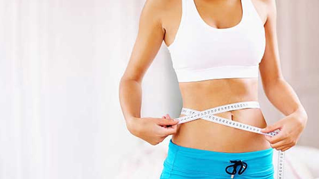 కొందరు శాస్త్ర వేత్తలు , ఎలుకలకు కొండ చెలువ రక్తం ఇవ్వగా, అవి ఎలుకలలో ఆకలిని తగ్గించి, బరువు తగ్గేలా చేసిందంట. అయితే ఇది మనుషులలో కూడా బరువు నియంత్రణకు దారి తీసే ఛాన్స్ ఉందని వారు గుర్తించినట్లు తెలిపారు. ముఖ్యంగా ఈ కొండచిలువ రక్తం తాగడం వలన బలహీనపడకుండా బరువు తగ్గుతారంట.