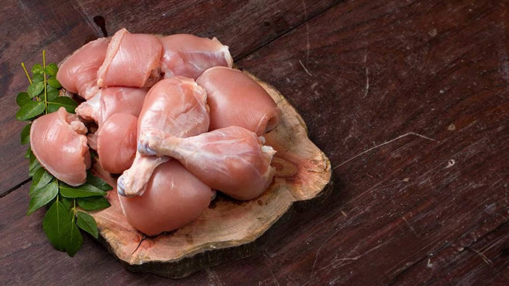 Chicken: ఈ కోడి ఎముకల మూలుగు తిన్నారనుకోండి ఆస్పత్రి బెడ్ ఎక్కాల్సిందే.. యమా డేంజర్