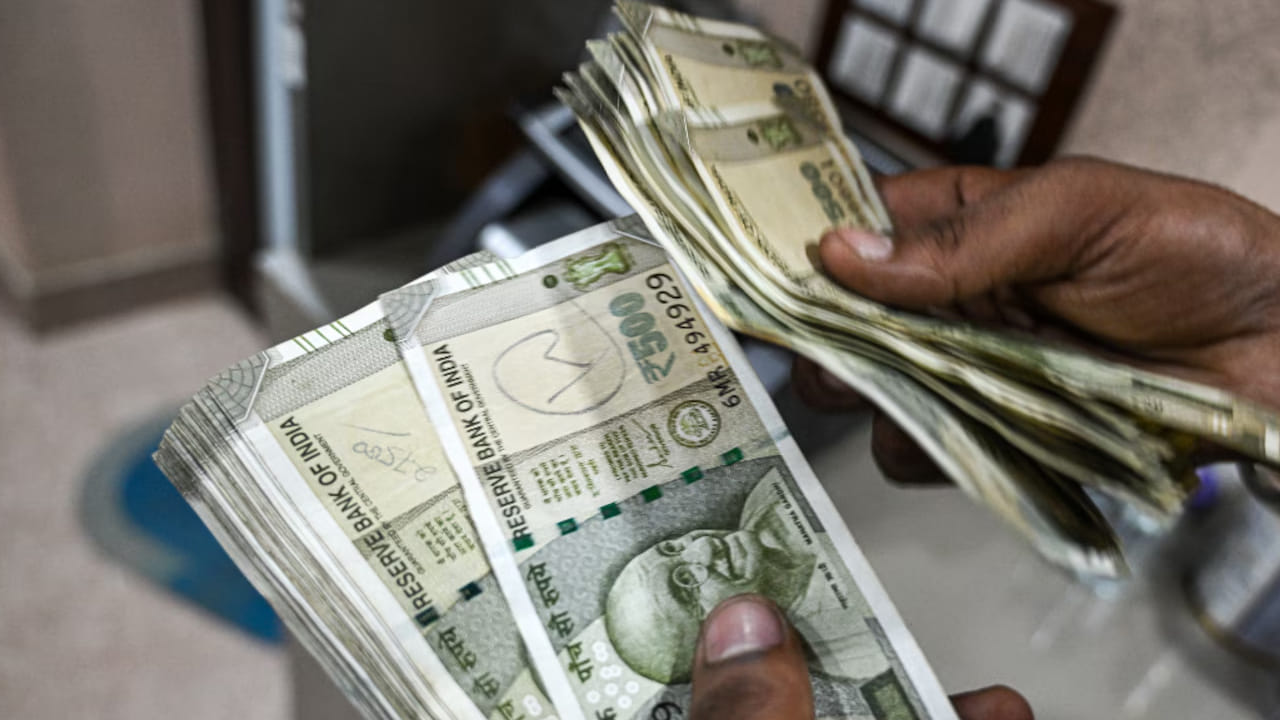 Business Ideas: సమ్మర్‌లో బెస్ట్ బిజినెస్ ఇదే.. నెలకు రూ.లక్ష ఆదాయం.. ఒక్కసారి స్టార్ట్ చేస్తే డబ్బులే.. డబ్బులు