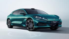 5 నిమిషాల ఛార్జ్‌తో 800 కిలోమీటర్ల మైలేజ్.. ఈ కారు ఫీచర్స్..