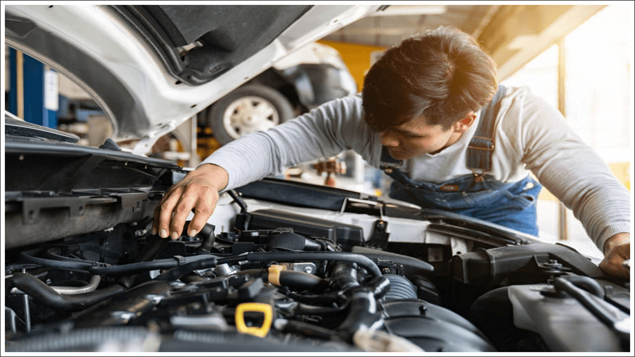  రూ. 4 లక్షల పరిహారం చెల్లించాలన్న ఆదేశం: 45 రోజులలోగా కారు యజమానికి నష్టపరిహారం, వ్యాజ్యపు ఖర్చుల కింద రూ.4 లక్షలు చెల్లించాలని కమిషన్ కారు కంపెనీని, సర్వీస్ సెంటర్‌ను ఆదేశించింది. నిర్దేశించిన సమయంలోగా చెల్లింపు చేయని పక్షంలో సంవత్సరానికి 9% చొప్పున వడ్డీ కూడా వసూలు చేస్తారు.