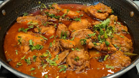 రాత్రి ఫ్రిజ్‌లో పెట్టిన నాన్‌వెజ్ కర్రీ తింటున్నారా..? ఈ విషయం..