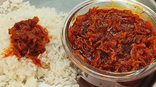 కొబ్బరి చిప్పలు పారేస్తున్నారా? వాటిలో మీ బాల్కనీని నందనవనంలా మార్చుకోండి