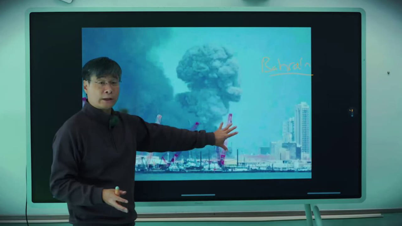 అమెరికా ఖతం.. దుబాయ్ అంతం.. చైనా నోస్ట్రాడమస్ చెప్పింది వింటే మైండ్ బ్లాంకే..