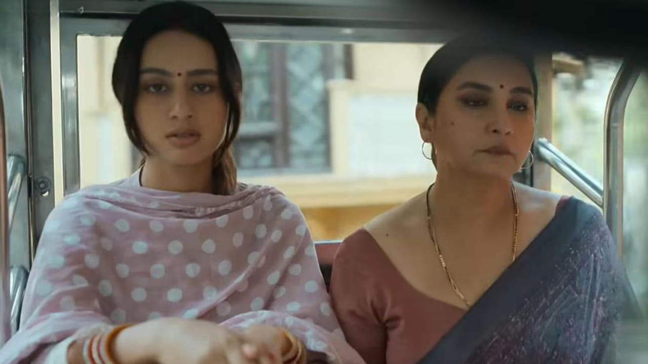 కానీ తన తల్లి మద్దతు కూడా ఆమెకు లభించదు. భర్త ఎలా ఉన్న సర్దుకుపోవాలి అని చెప్పే మాటల మధ్య మానసికంగా కుంగిపోయే అమ్మాయి కథ ఇది. తన భర్త బారి నుంచి చివరకు ఆ అమ్మాయి ఎలా బయటపడింది.. ? ఆమెకు ఎవరు సహయం చేశారు. ? ప్రస్తుతం ఈ సిరీస్ హాట్ స్టార్ లో స్ట్రీమింగ్ అవుతుంది. 11 భాషల్లో అందుబాటులో.. గృహ హింస, వైవాహిక అత్యాచారాల తీవ్రతను కళ్లకు కట్టినట్లు చూపించిన ఈ సిరీస్, భారీ స్థాయిలో విడుదలైంది.