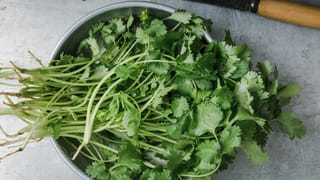 చిన్నగా ఉన్నాయని చీప్‌గా చూడకండి.. పొద్దున్నే ఖాళీ కడుపుతో తింటే ఒంట్లో రోగాలన్నీ పరార్!