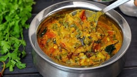 కూరలో అడ్డుగా ఉందని తీసి పడేస్తున్నారా?.. ప్రయోజనాలు తెలిస్తే